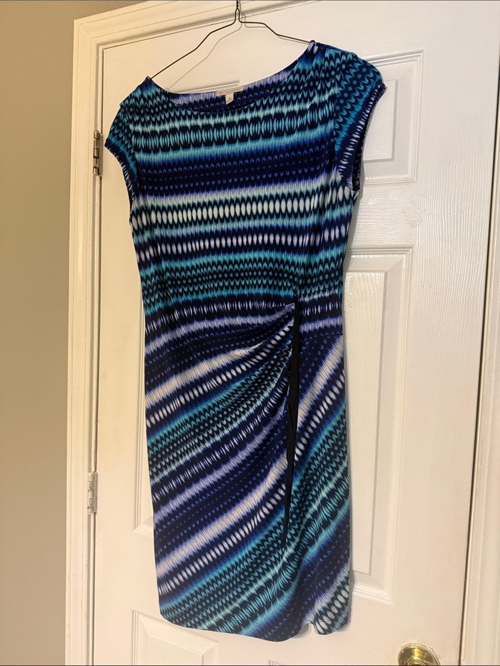 Blue Patterned Cap-Sleeve Ruched Sheath Dress